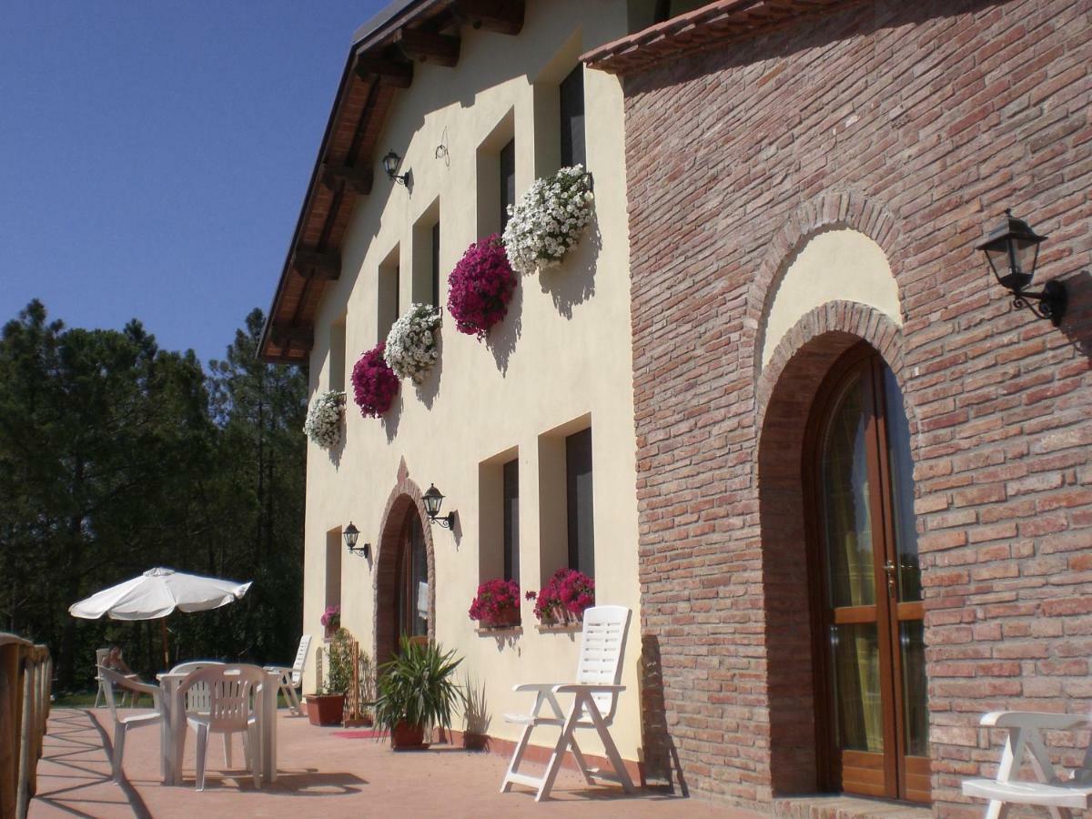 Agriturismo Santa Barbara سان مينياتو المظهر الخارجي الصورة